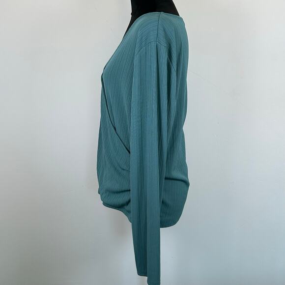 Nine West Textured Wrap Top, Sz Unknown - Picture 3 of 9